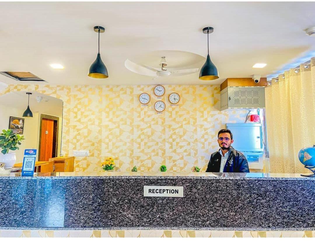 אחמדאבאד Hotel Alexa By Abc מראה חיצוני תמונה
